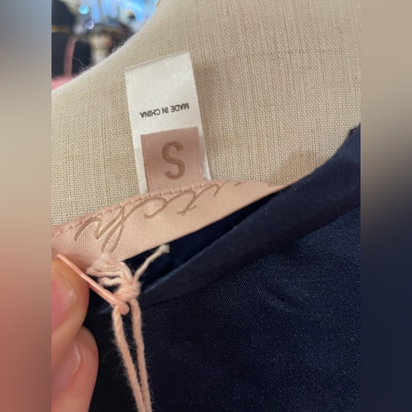 NWT Hutch Atley Dress Gown in Navy Raspberry Shantung in Size Small - Picture 9 of 12